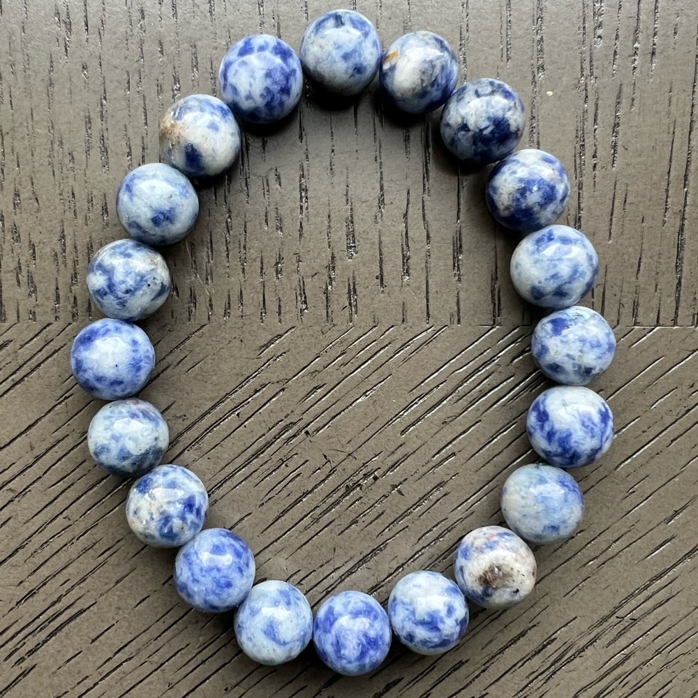 Sodalite bracelet 10mm SIZE 7’
